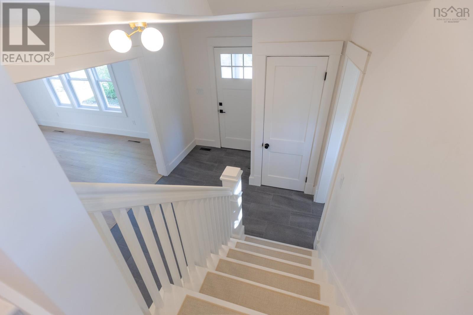 19 Cumberland Street, Yarmouth, Nova Scotia  B5A 5K4 - Photo 25 - 202525355