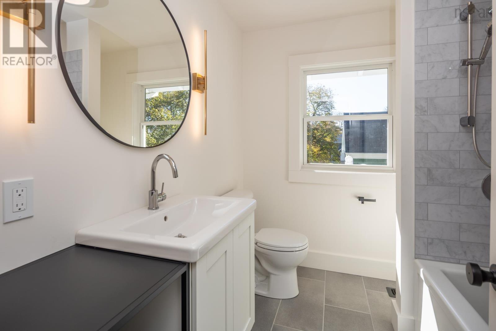 19 Cumberland Street, Yarmouth, Nova Scotia  B5A 5K4 - Photo 36 - 202525355