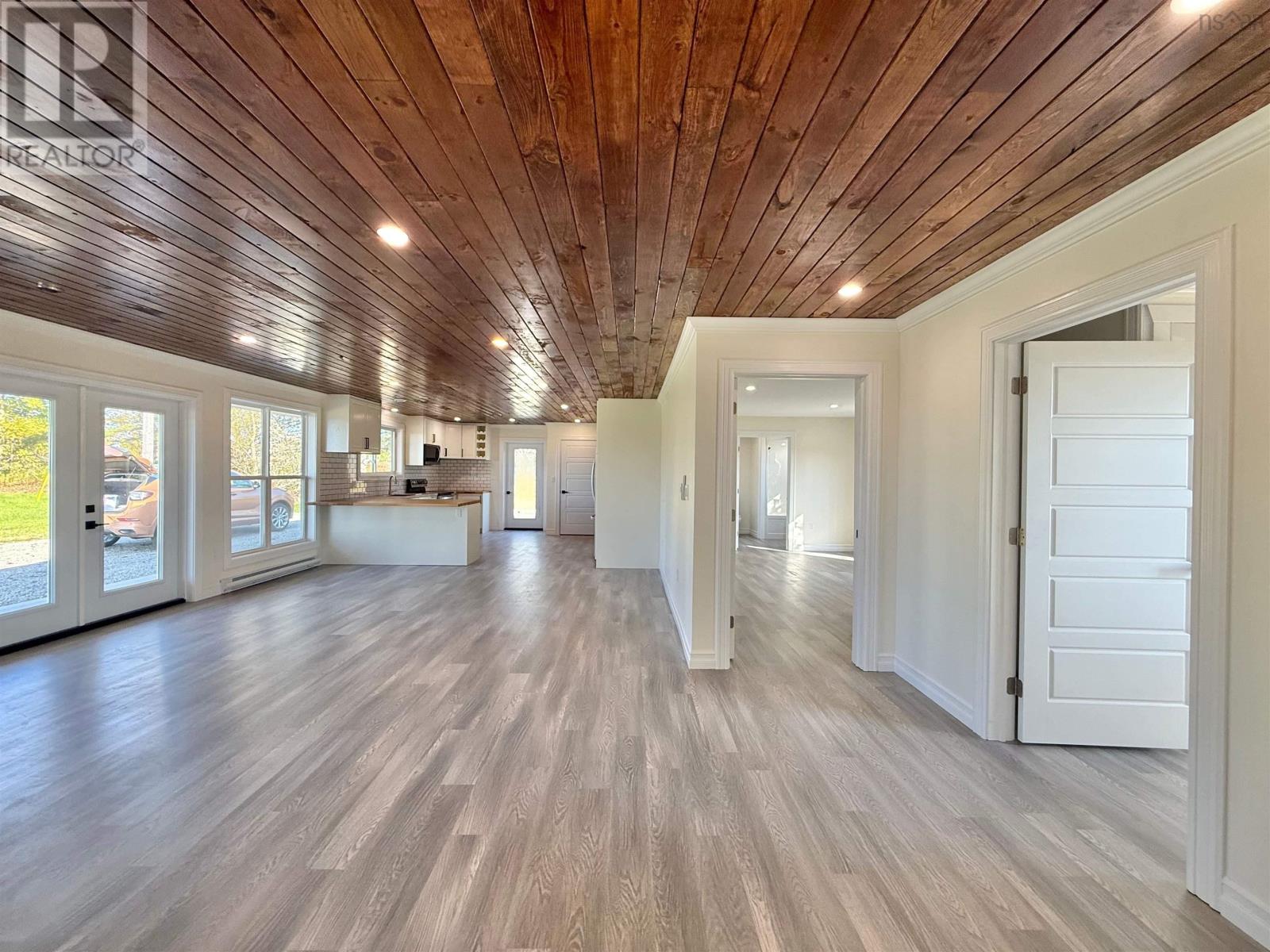 1280 1 Highway, Wellington, Nova Scotia  B5A 5A5 - Photo 3 - 202525404