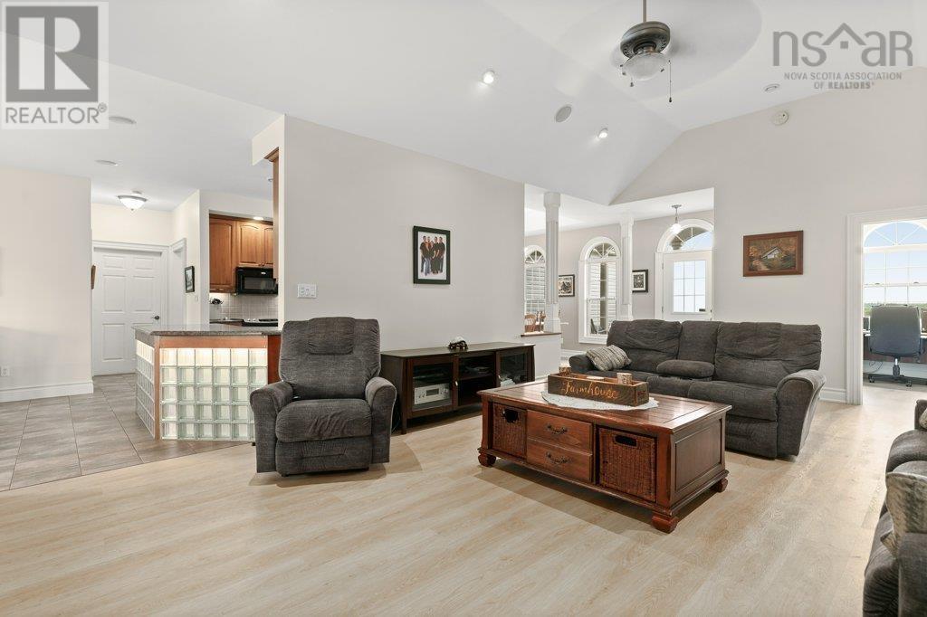 1578 Cooks Brook Road, Cooks Brook, Nova Scotia  B0N 2H0 - Photo 13 - 202525418