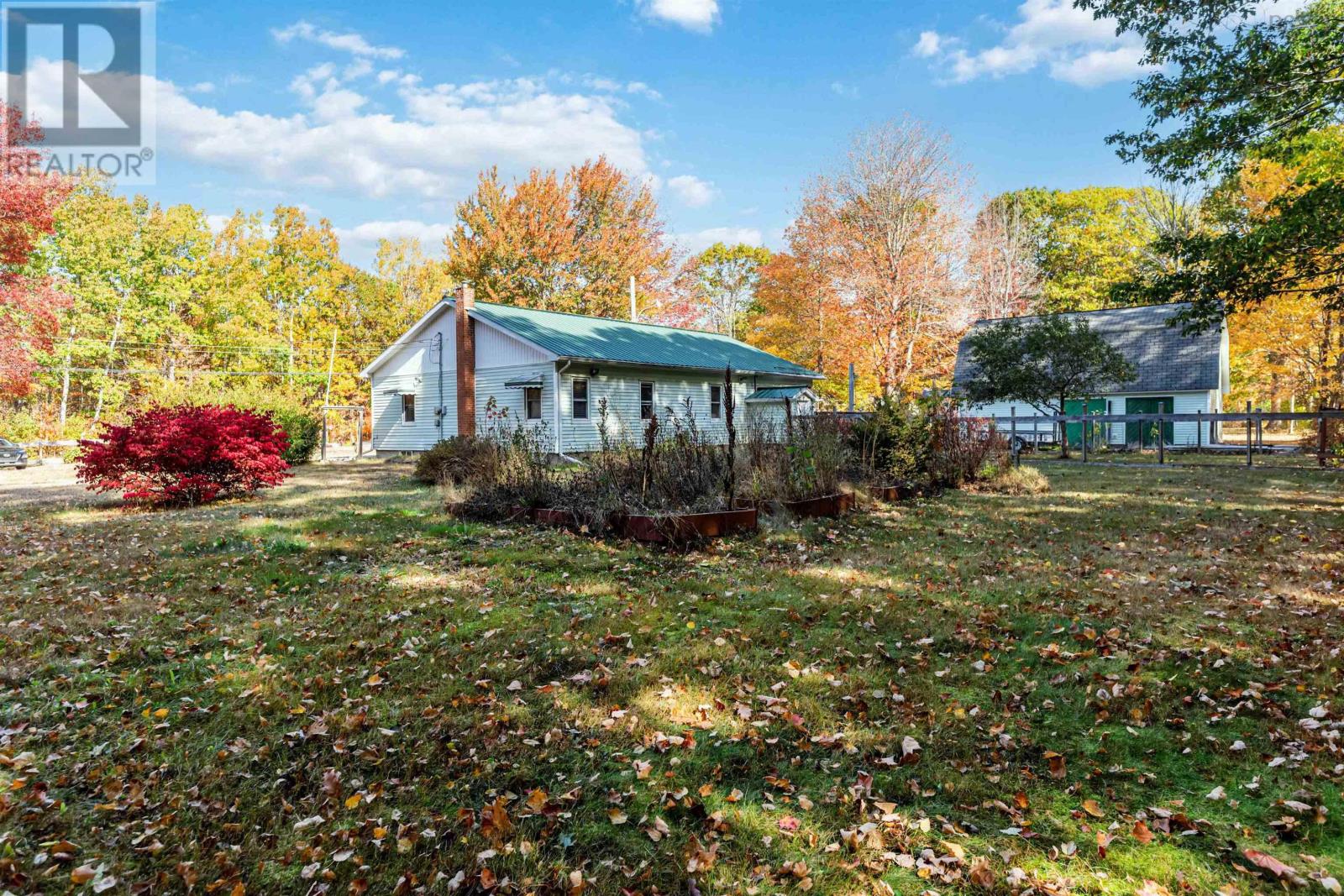 26 Pleasant Street, Wilmot, Nova Scotia  B0P 1W0 - Photo 3 - 202525429