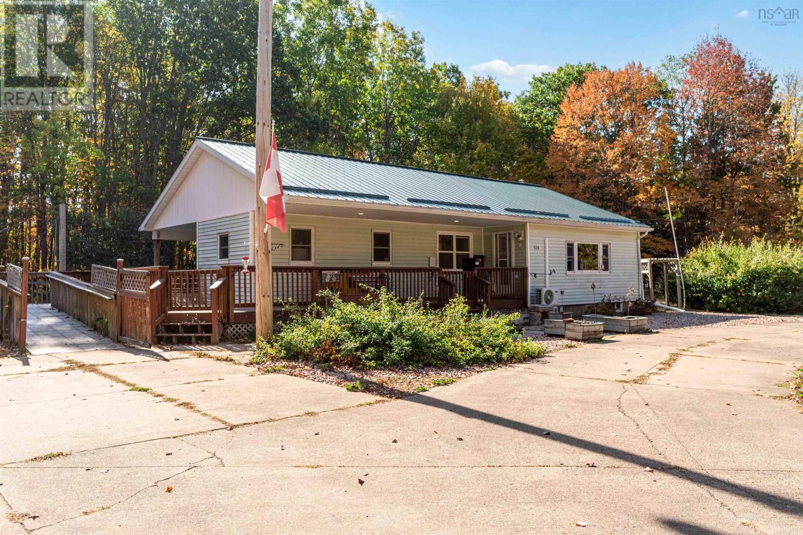 26 Pleasant Street, Wilmot, Nova Scotia  B0P 1W0 - Photo 4 - 202525429