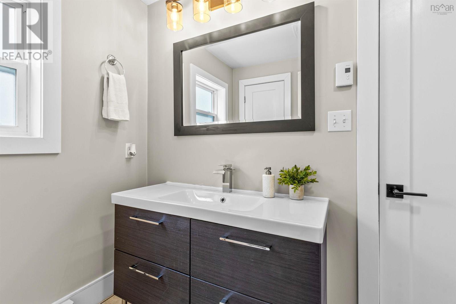 249 Portland Street, Dartmouth, Nova Scotia  B2Y 1J8 - Photo 20 - 202525500