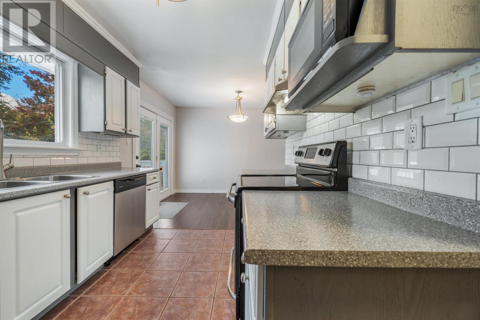 23 Odell Drive, Dartmouth, Nova Scotia  B2W 3T3 - Photo 10 - 202525509