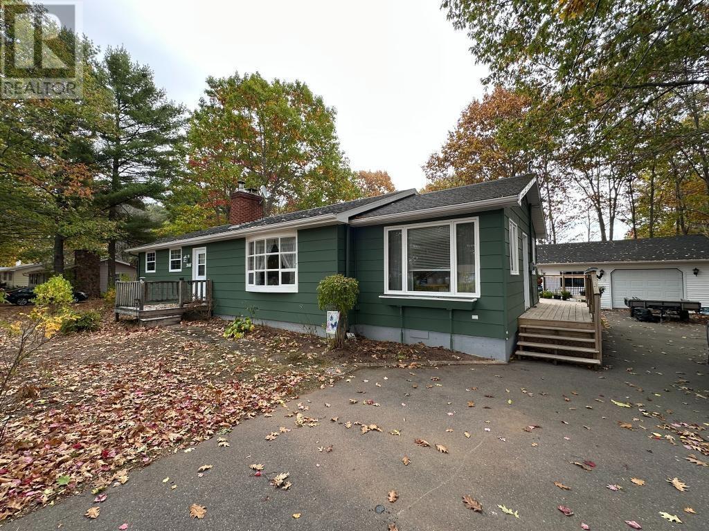 2807 Pinecrest Drive, Hayes Subdivision, Coldbrook, Nova Scotia  B4R 1B3 - Photo 3 - 202525560