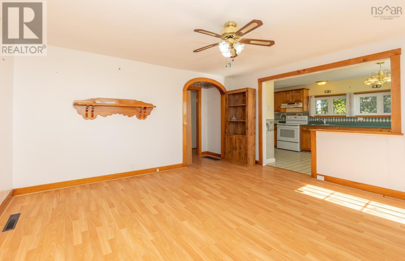 120 Parade Street, Yarmouth, Nova Scotia  B5A 3B7 - Photo 18 - 202525564