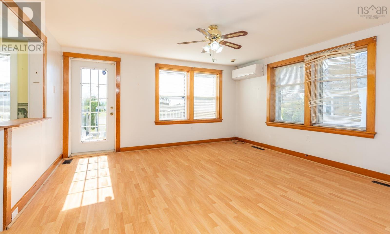 120 Parade Street, Yarmouth, Nova Scotia  B5A 3B7 - Photo 20 - 202525564