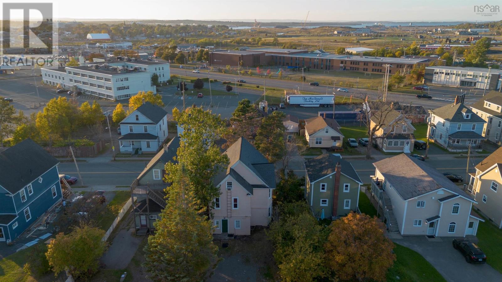 476 Townsend Street, Sydney, Nova Scotia  B1P 5G6 - Photo 12 - 202525565