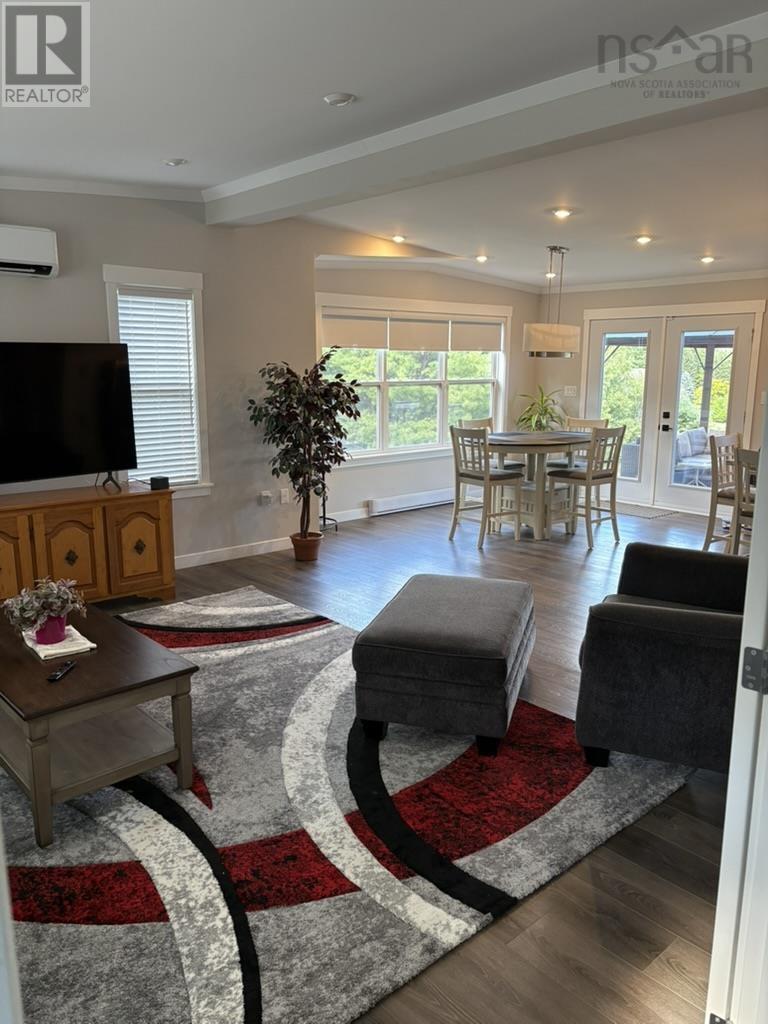 25 Lakewood Drive, Brooklyn, Nova Scotia  B0N 2A0 - Photo 8 - 202525613