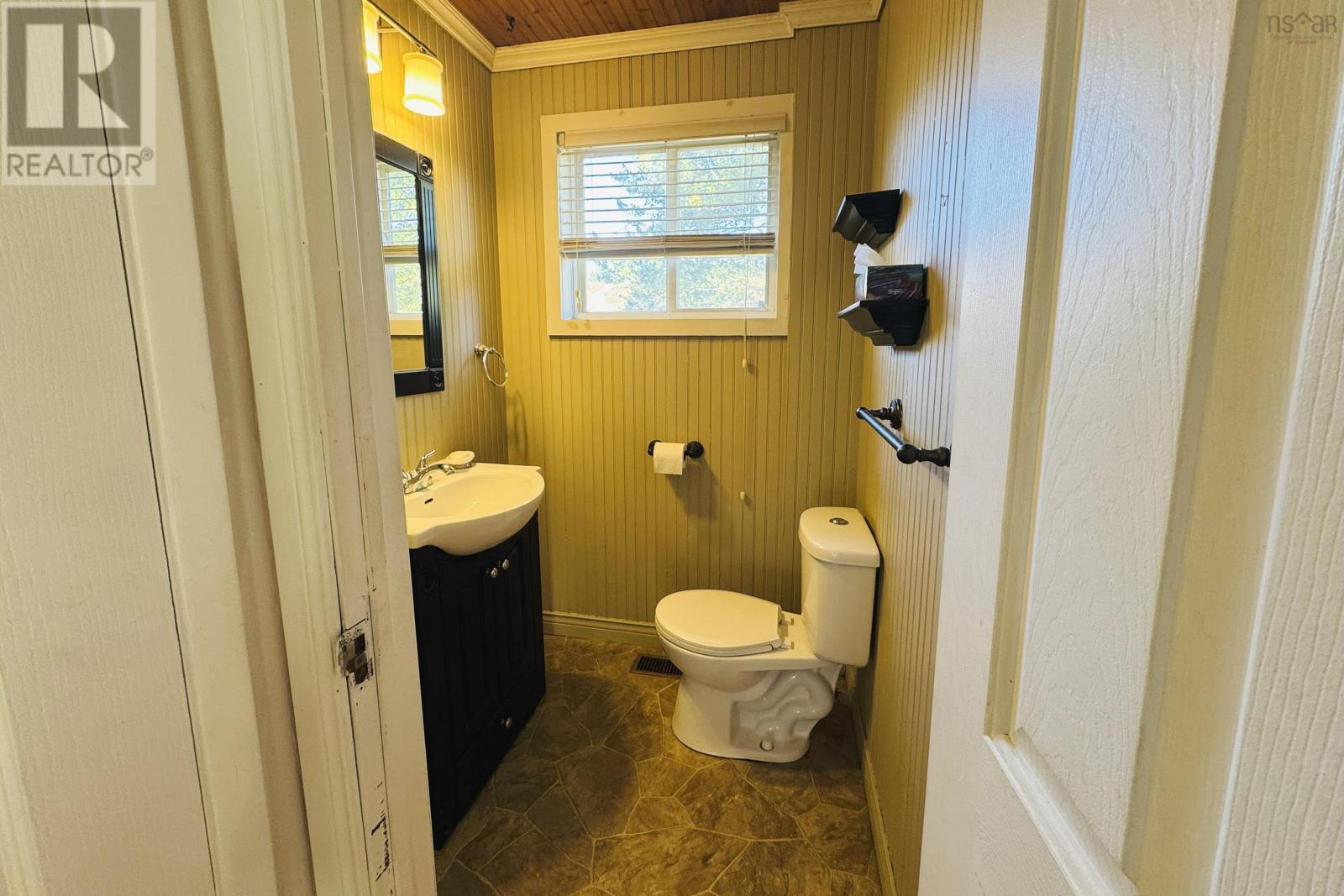 8005 Highway 209, Wards Brook, Nova Scotia  B0M 1S0 - Photo 19 - 202525647