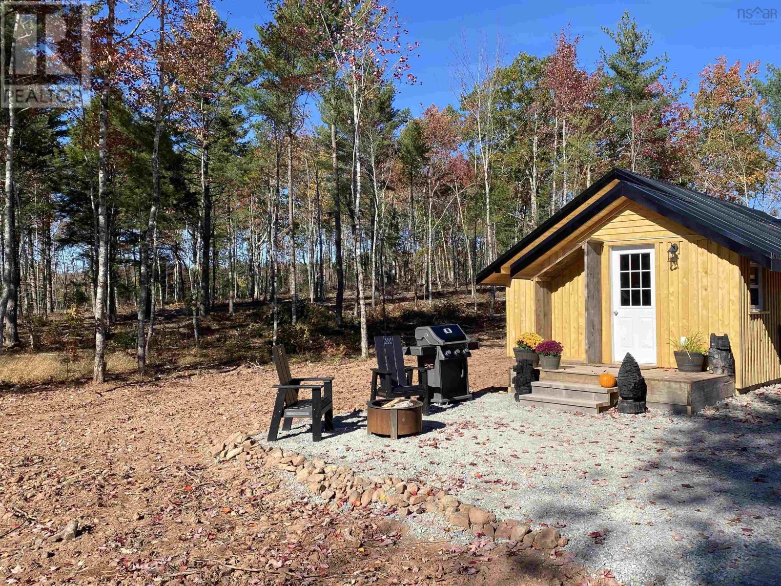 300 Lane Cross Road, Lanesville, Nova Scotia  B0N 2J0 - Photo 3 - 202525662