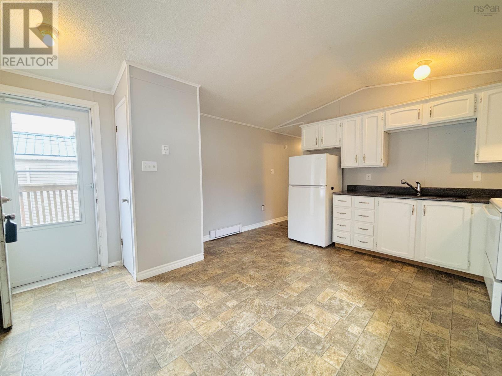 12 Joshua Street, Enfield, Nova Scotia  B2T 1K4 - Photo 6 - 202525671