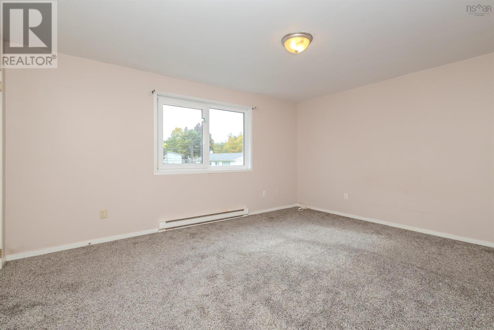 50/52 Myrtle Street, Westmount, Nova Scotia  B1L 1A7 - Photo 17 - 202525675