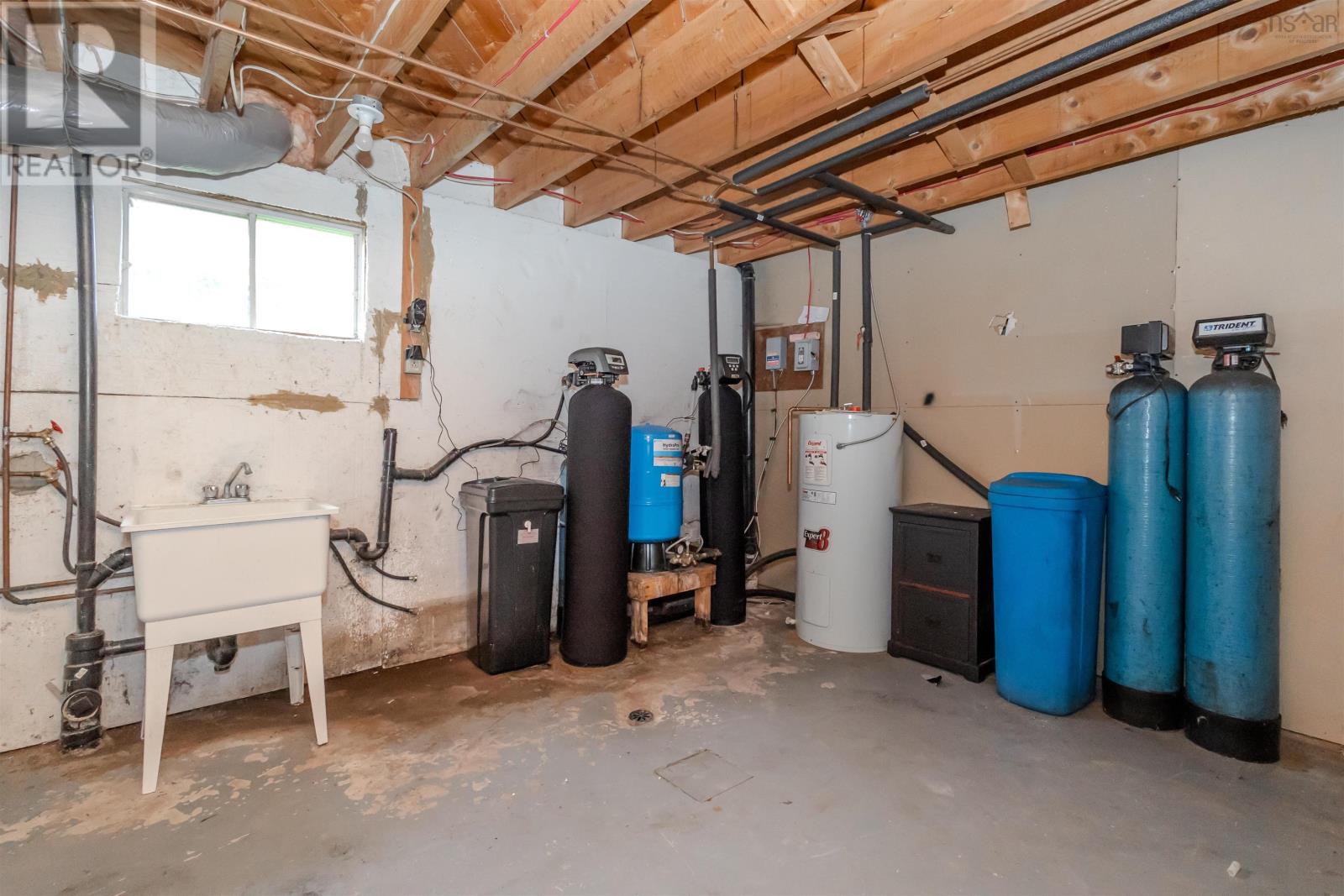 50/52 Myrtle Street, Westmount, Nova Scotia  B1L 1A7 - Photo 21 - 202525675