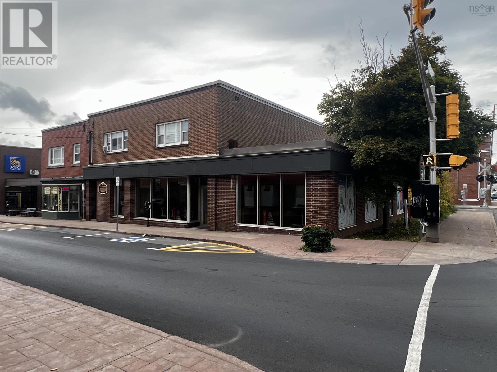 61/63 Provost Street, new glasgow, Nova Scotia