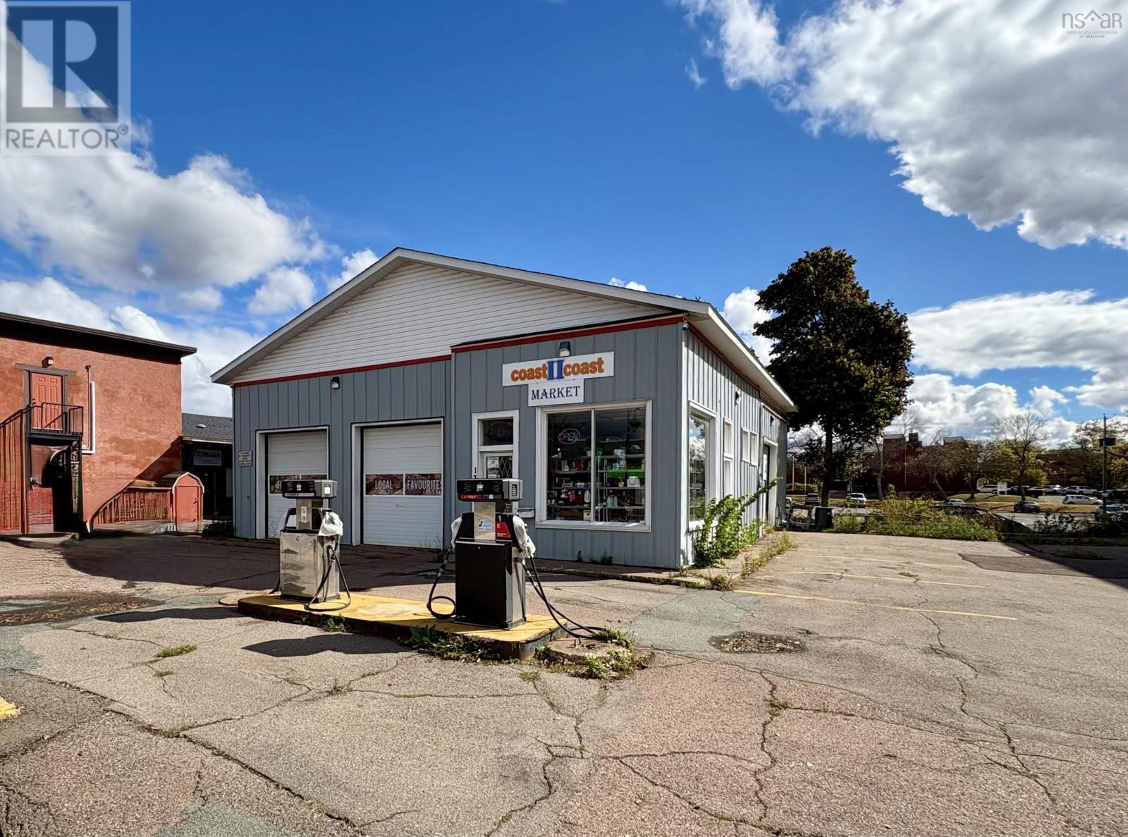 139 Victoria Street, Amherst, Nova Scotia  B4H 1X9 - Photo 5 - 202525768