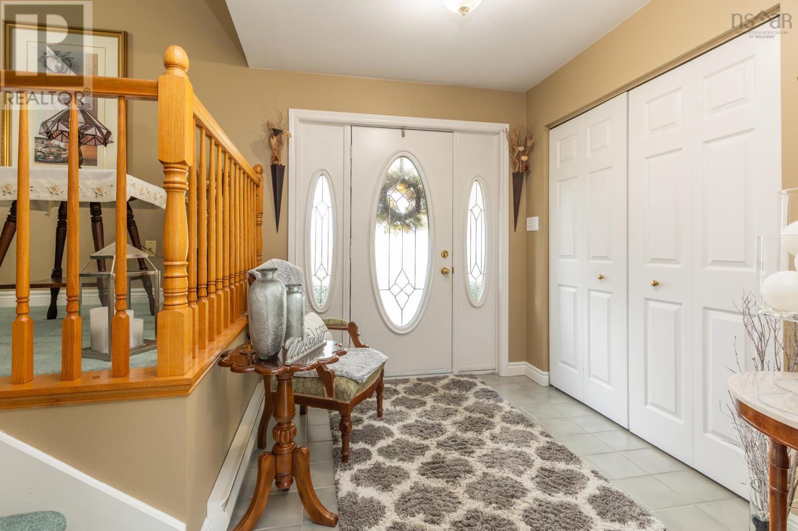 5 Placid Court, Yarmouth, Nova Scotia  B5A 4N5 - Photo 2 - 202525800