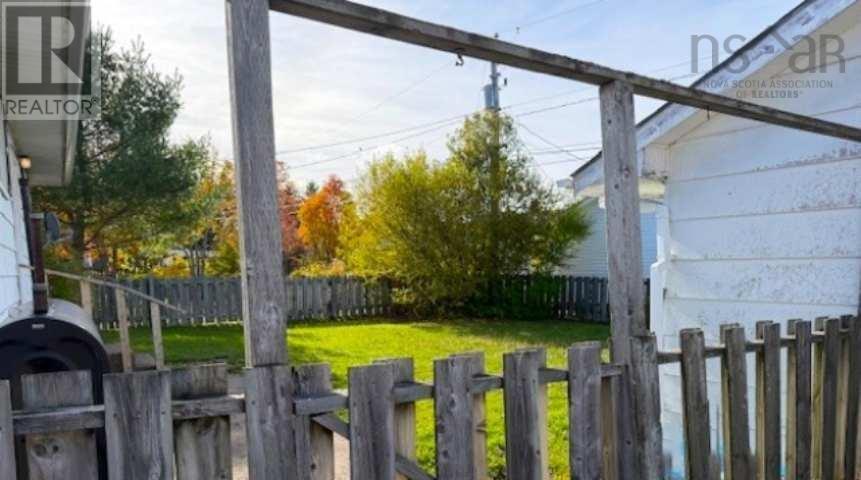 11 Tamarac Drive, Port Hawkesbury, Nova Scotia  B9A 3E6 - Photo 8 - 202525850