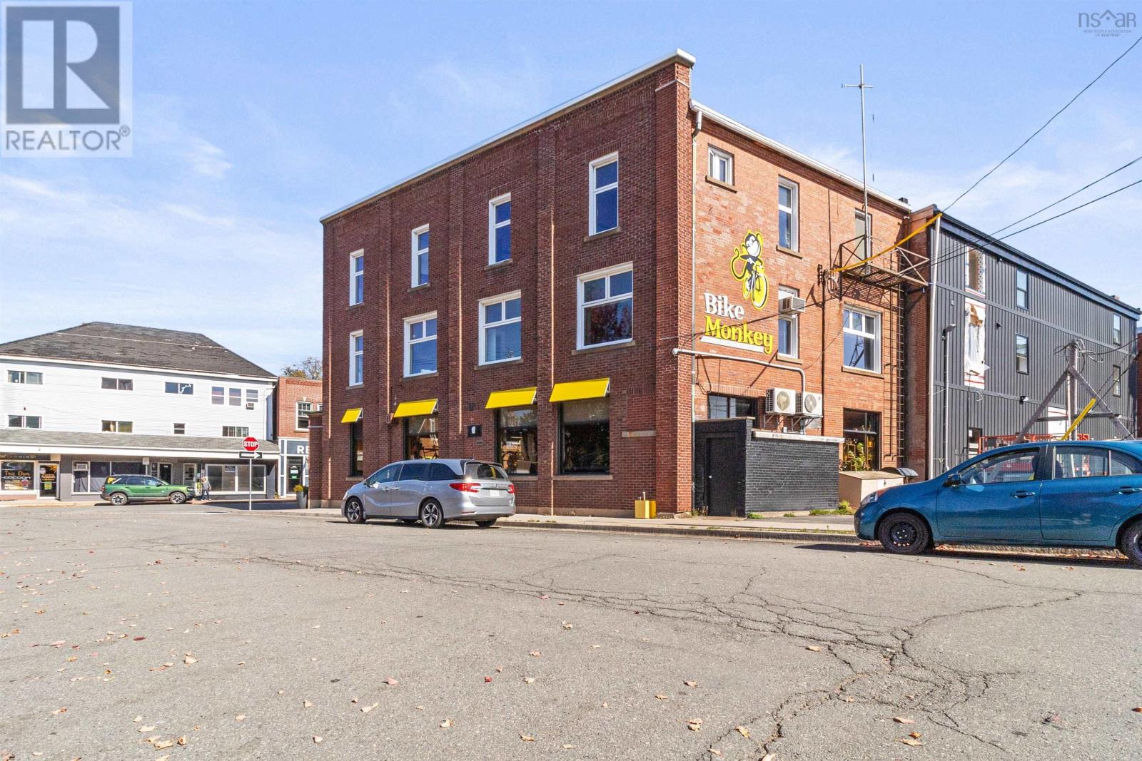 798 Prince Street, Truro, Nova Scotia  B2N 1H1 - Photo 4 - 202525881