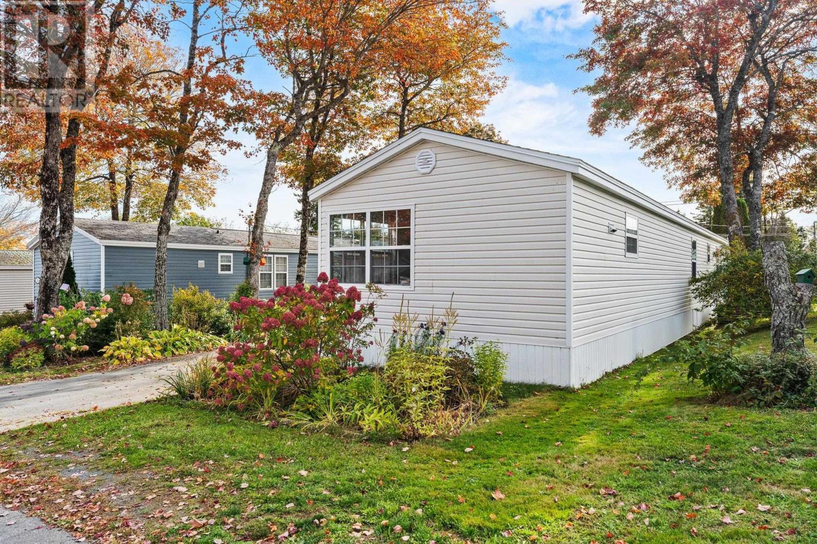 13 Eighth Street, Lucasville, Nova Scotia  B4B 0C9 - Photo 38 - 202525921