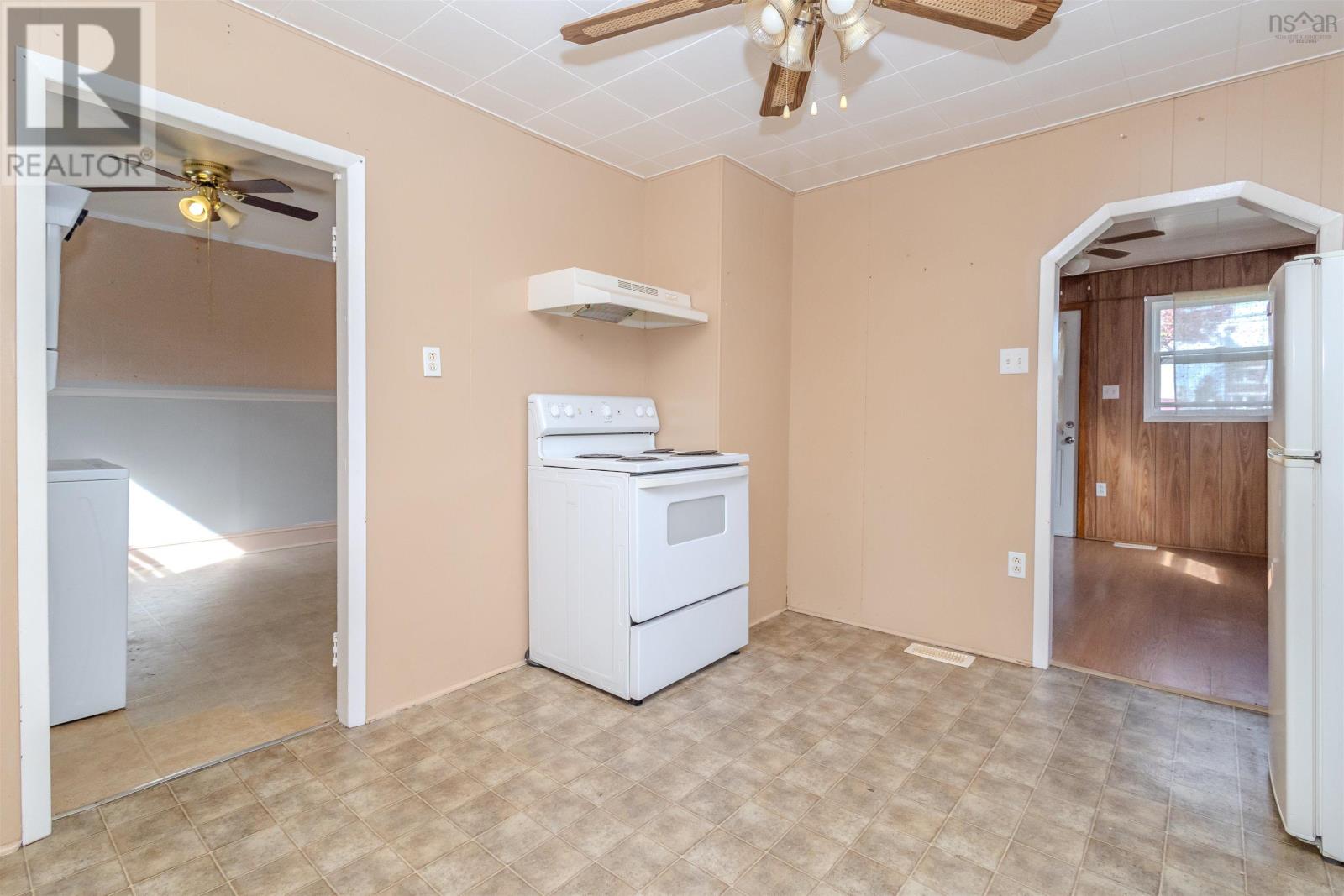 1284 George Street, Mira Road, Nova Scotia  B1P 1N2 - Photo 14 - 202525965