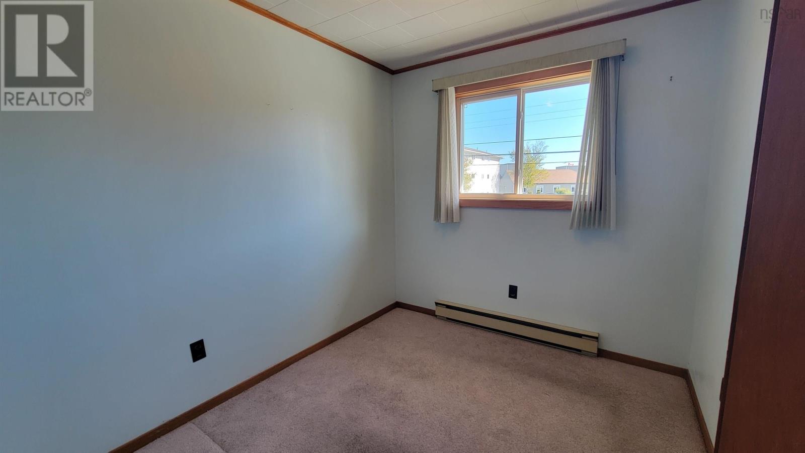 352 Pleasant Street, Yarmouth, Nova Scotia  B5A 2L2 - Photo 18 - 202526024