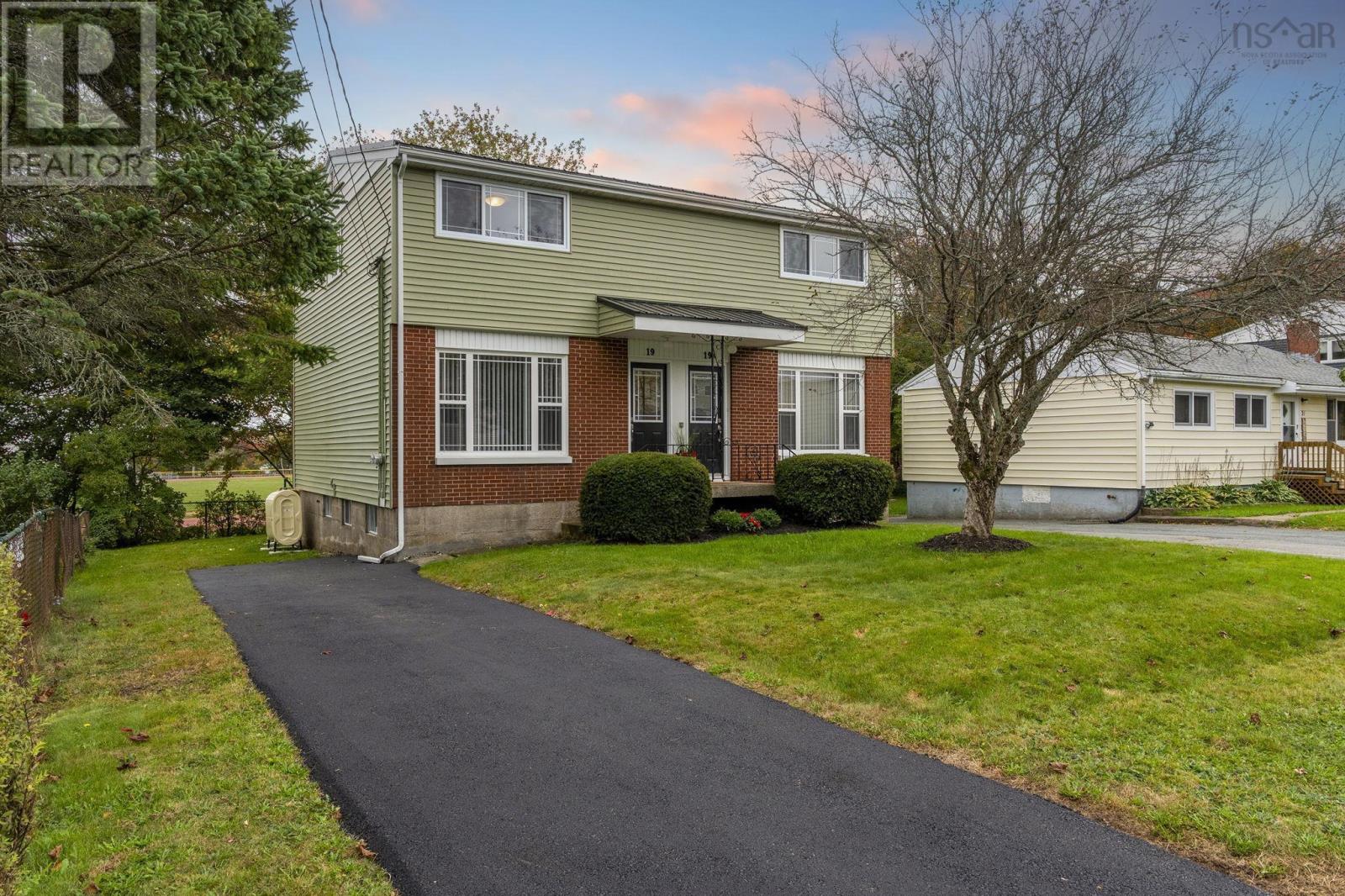 19-19A Westwood Drive, dartmouth, Nova Scotia