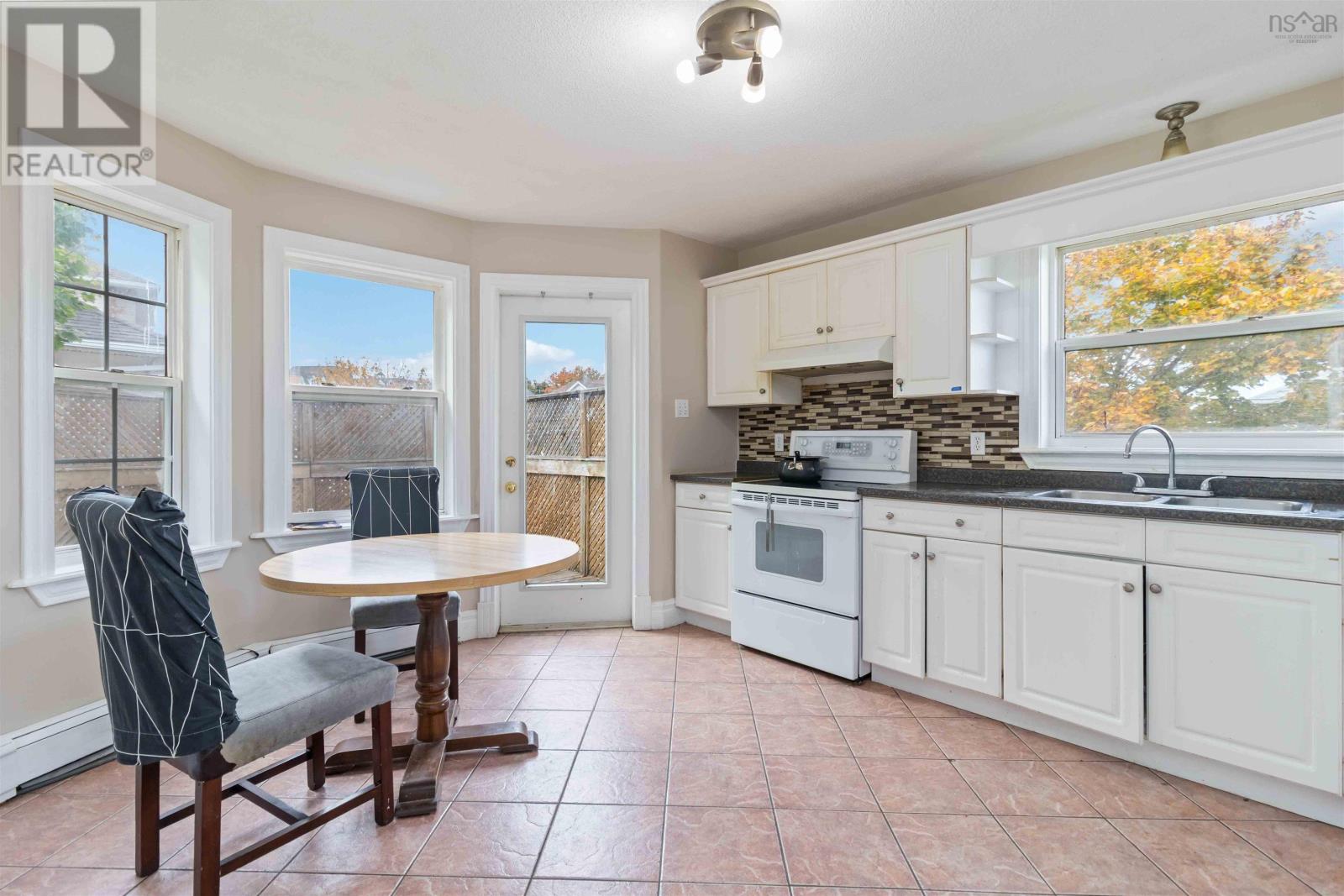 34 Lancaster Drive, Halifax, Nova Scotia  B3S 1E7 - Photo 7 - 202526095