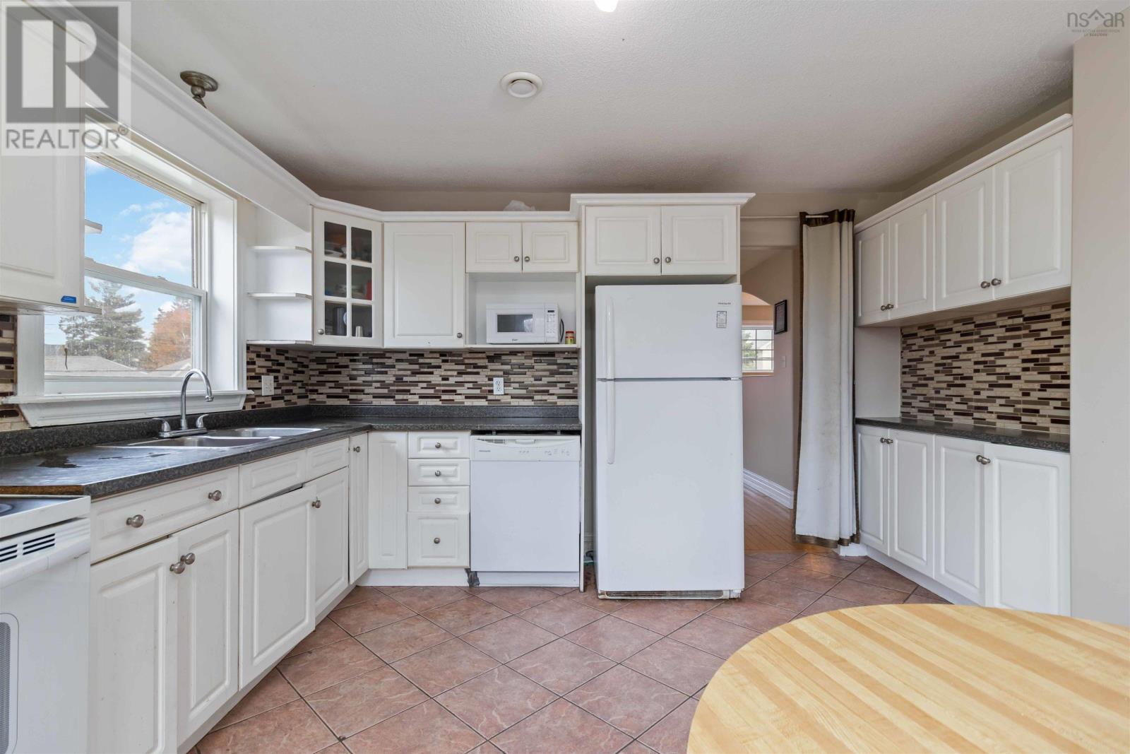 34 Lancaster Drive, Halifax, Nova Scotia  B3S 1E7 - Photo 8 - 202526095