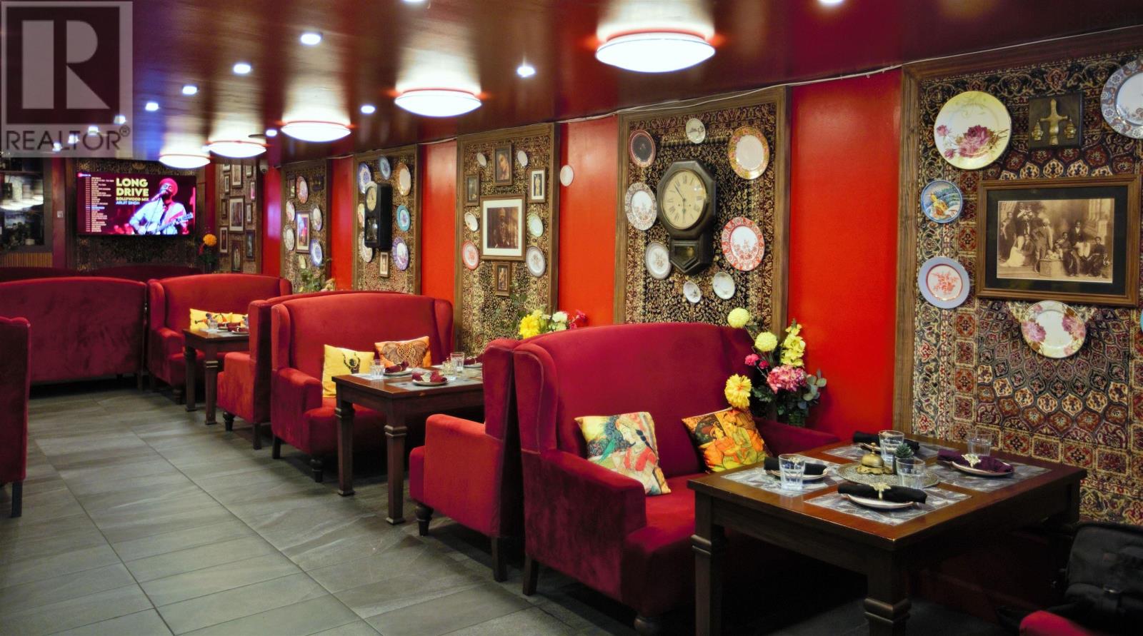 6293 Quinpool Road, Downtown Village, Halifax, Nova Scotia  B3L 1A4 - Photo 3 - 202526106