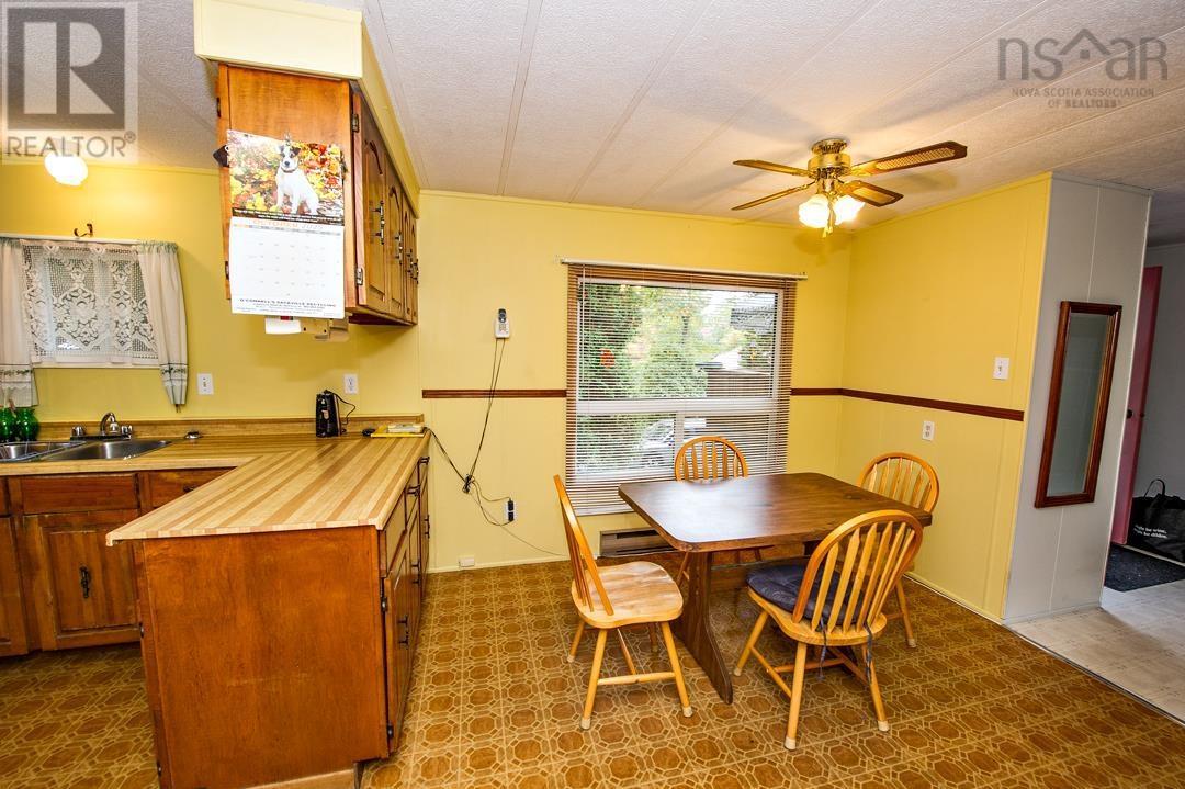 386 Rocky Lake Drive, Bedford, Nova Scotia  B4A 2T5 - Photo 14 - 202526110