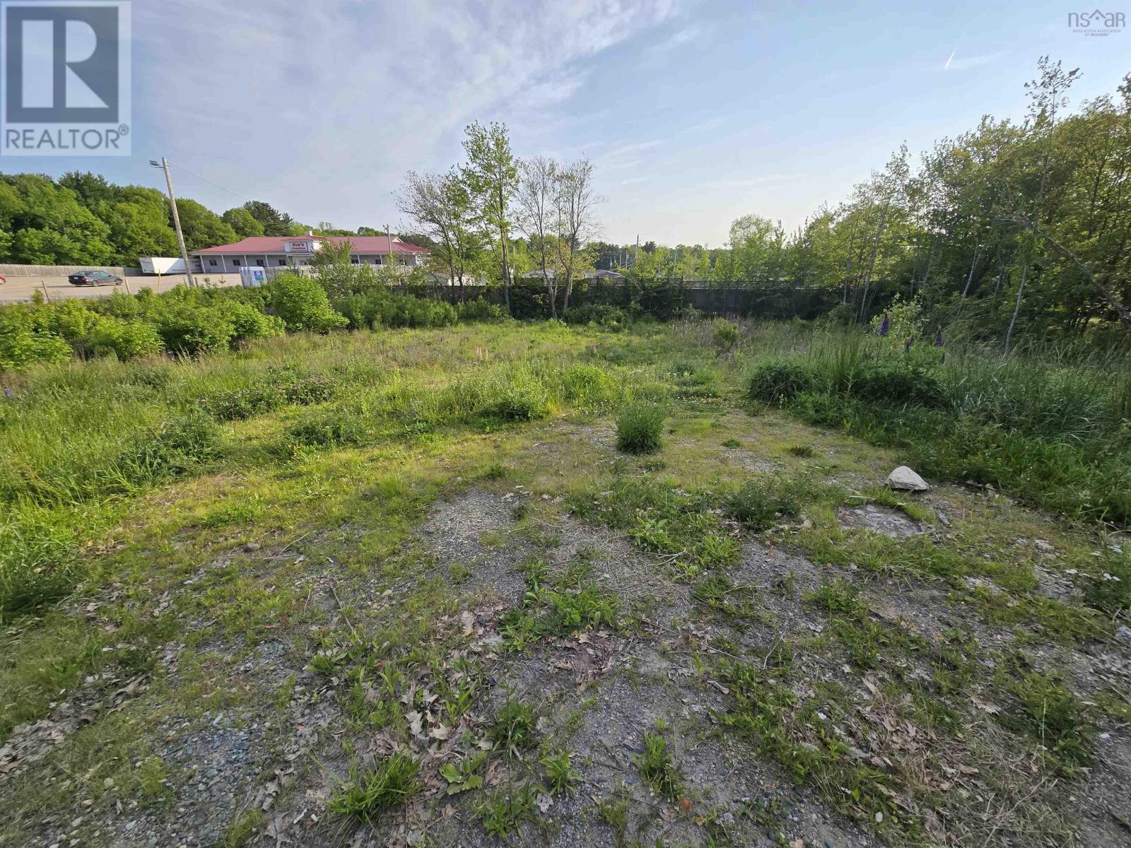 79 North Street, Bridgewater, Nova Scotia  B4V 2V7 - Photo 3 - 202526119