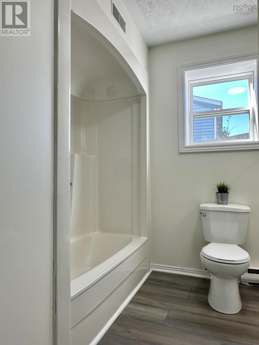 14 Crescent Drive, Glace Bay, Nova Scotia  B1A 2J4 - Photo 28 - 202526144