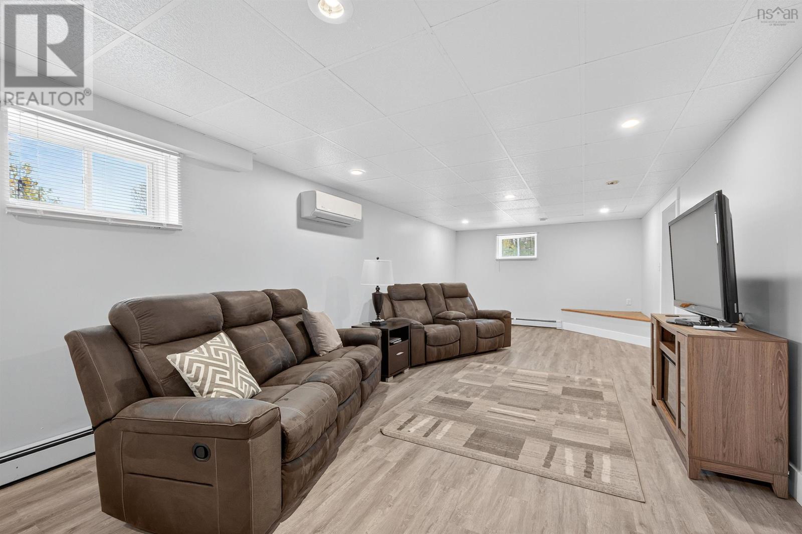 123 Barrington, Sydney Mines, Nova Scotia  B1V 1R1 - Photo 43 - 202526150