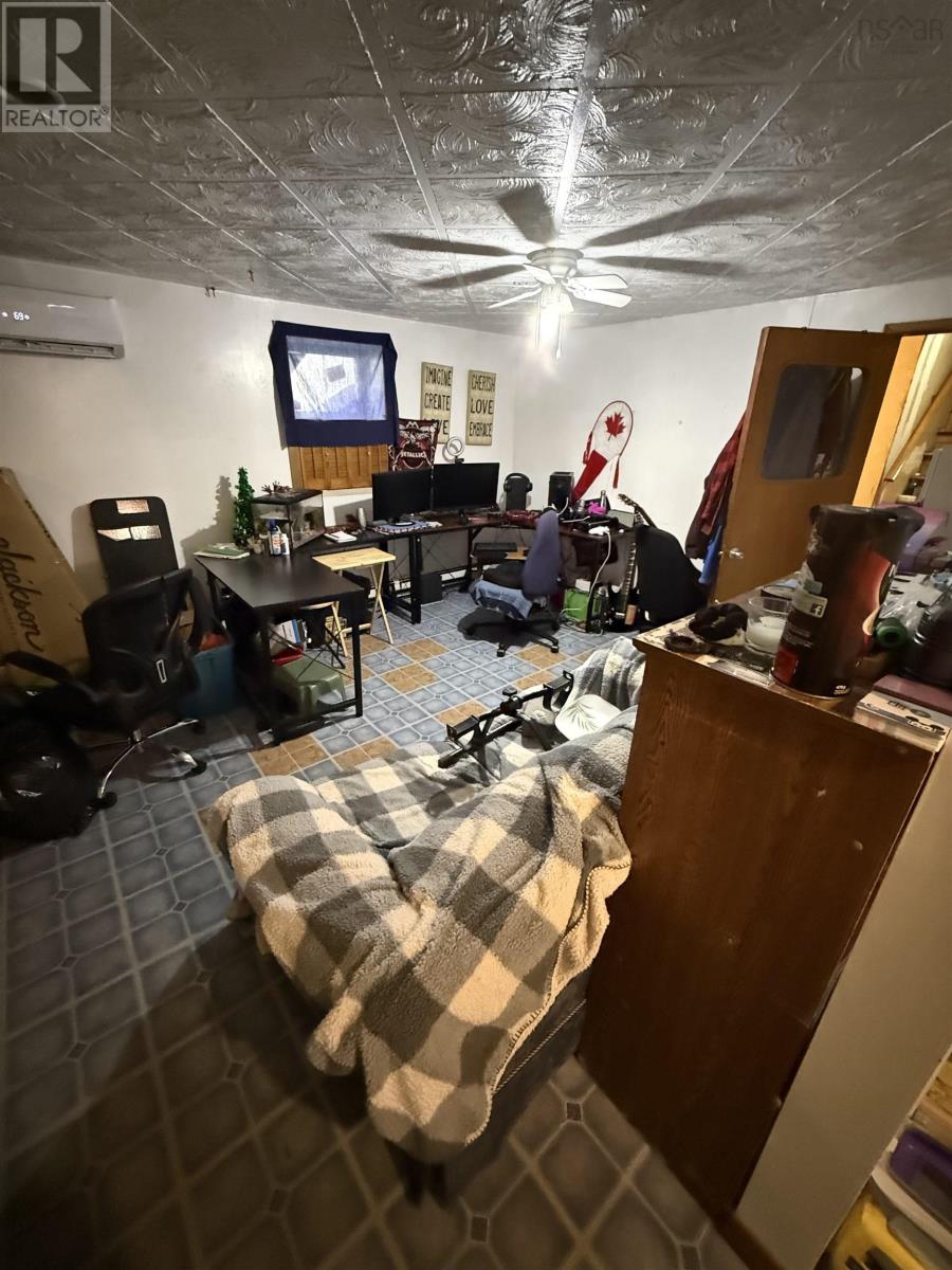 130 Upper Mclean Street, Glace Bay, Nova Scotia  B1A 2L2 - Photo 42 - 202526152