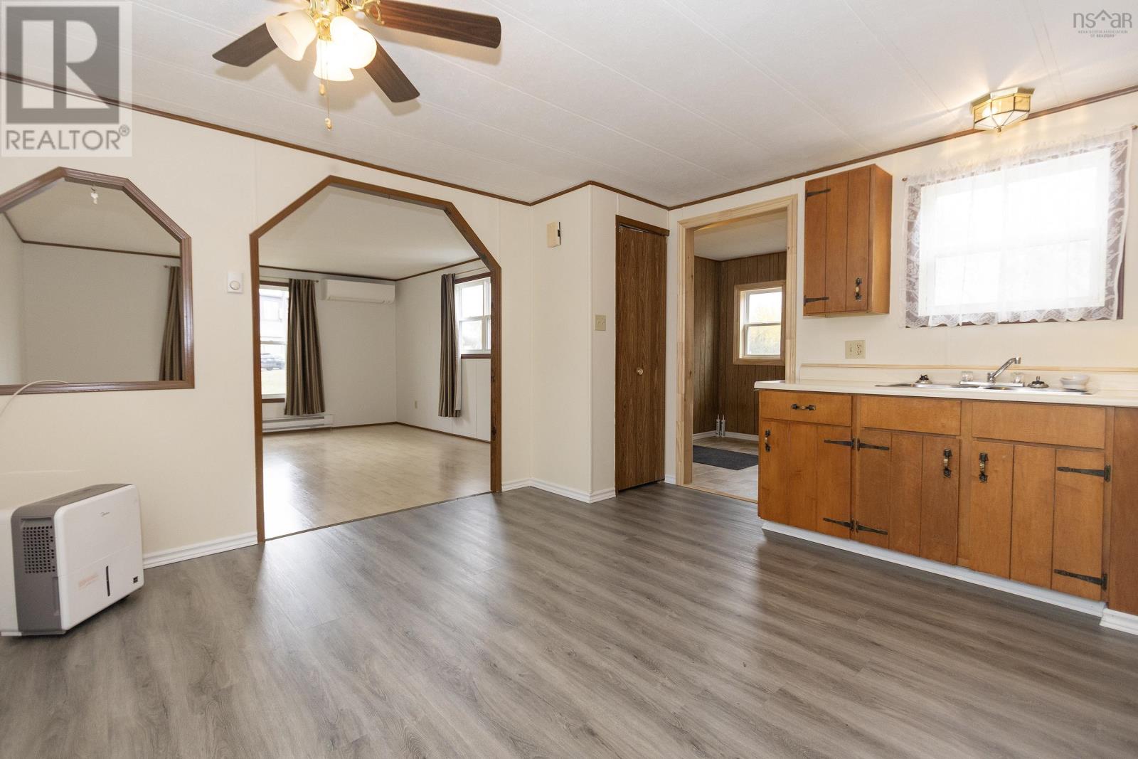 44 Anson Avenue, Amherst, Nova Scotia  B4H 4K7 - Photo 7 - 202526171