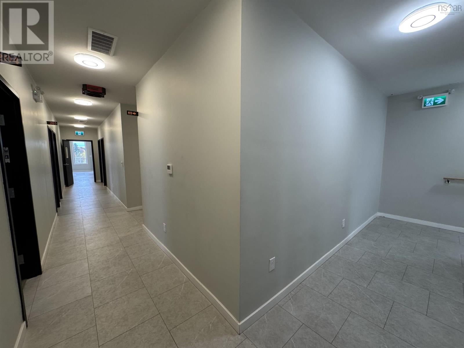 160e Robie Street, Truro, Nova Scotia  B2N 1L1 - Photo 9 - 202526212