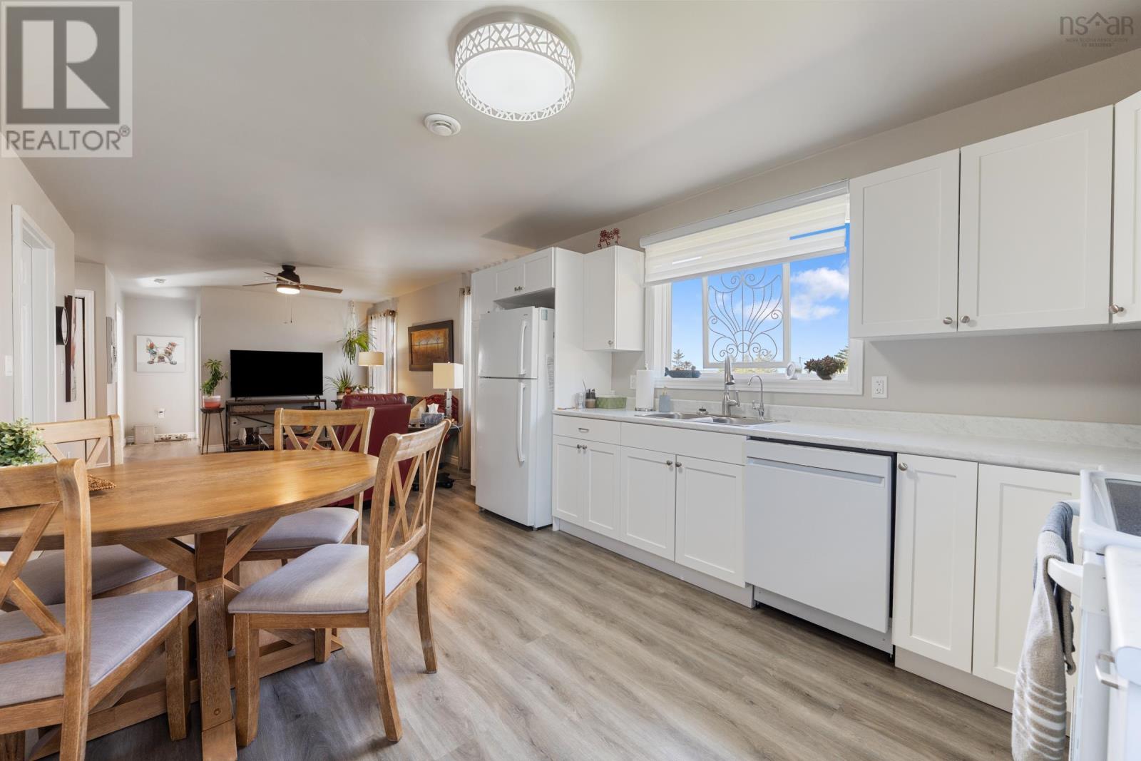 223-225 Forest Street, Yarmouth, Nova Scotia  B5A 5H4 - Photo 23 - 202526228