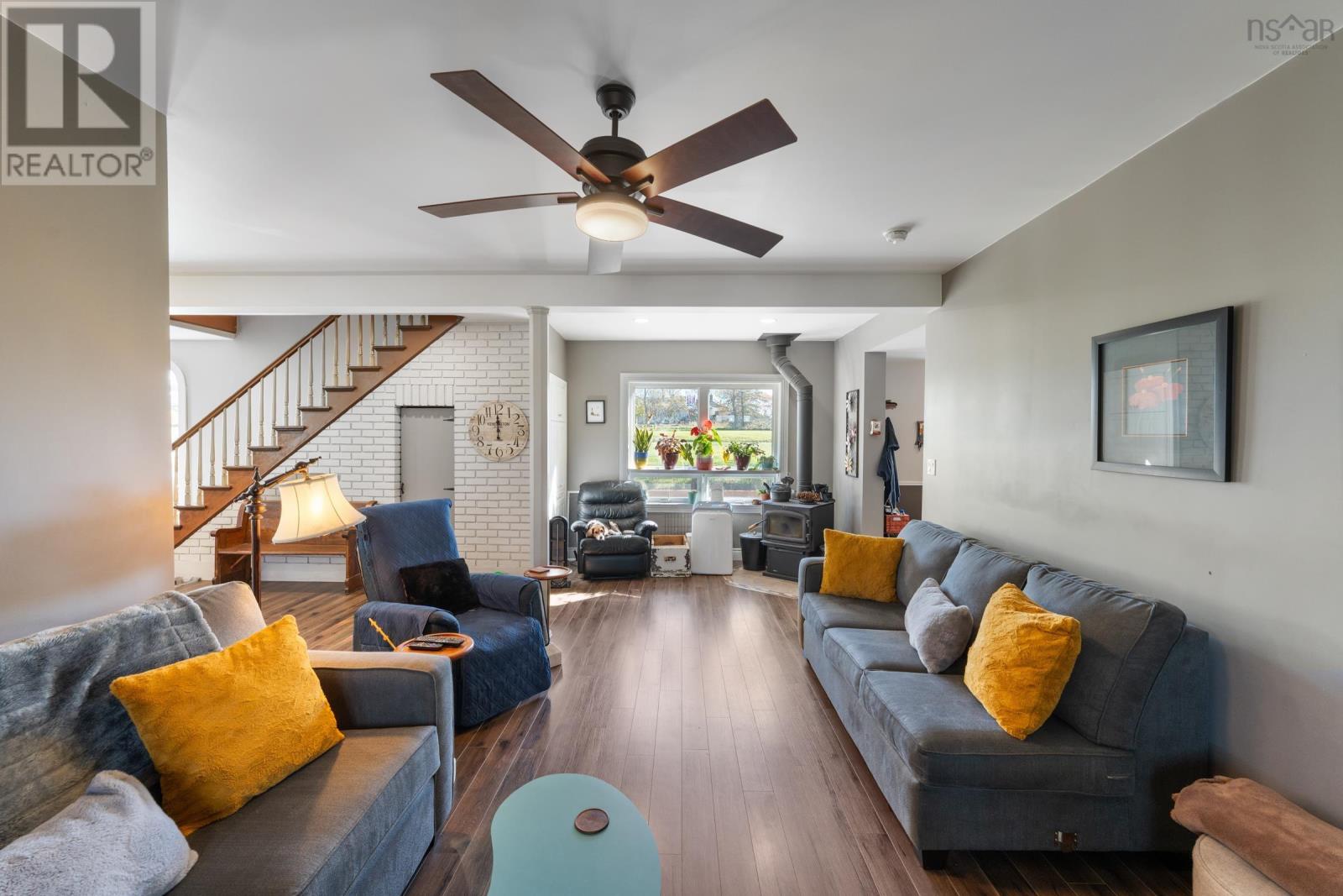 223-225 Forest Street, Yarmouth, Nova Scotia  B5A 5H4 - Photo 8 - 202526228