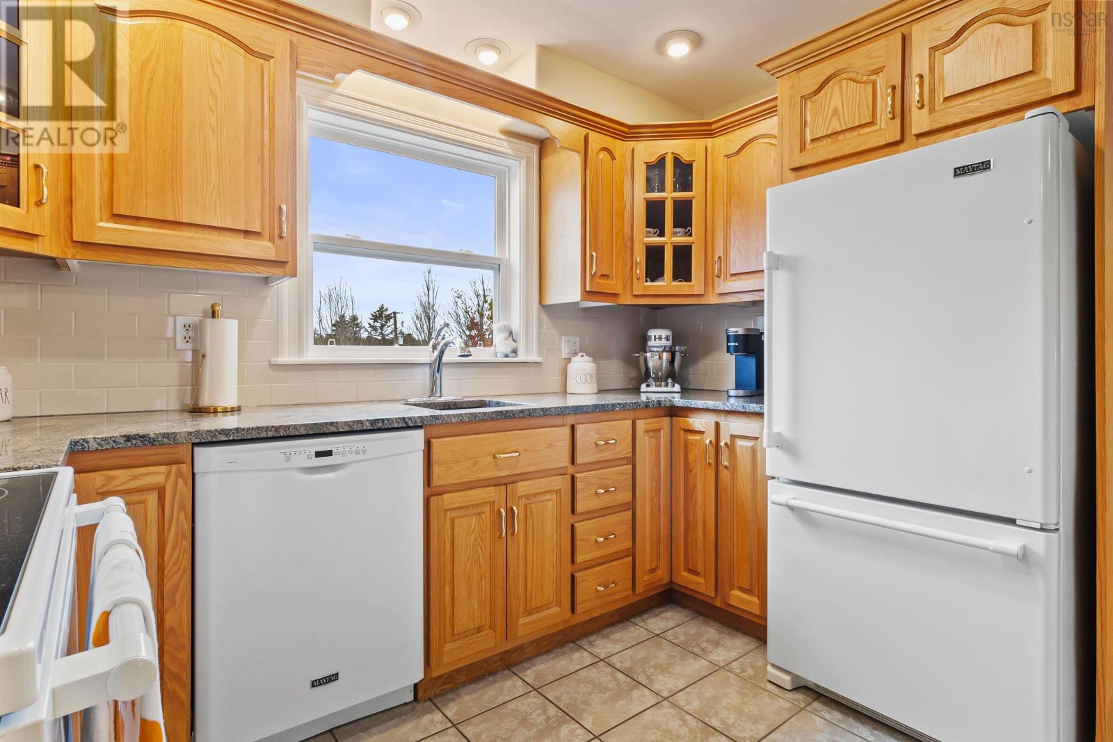 677 Westwood Boulevard, Upper Tantallon, Nova Scotia  B3Z 4K6 - Photo 10 - 202526355