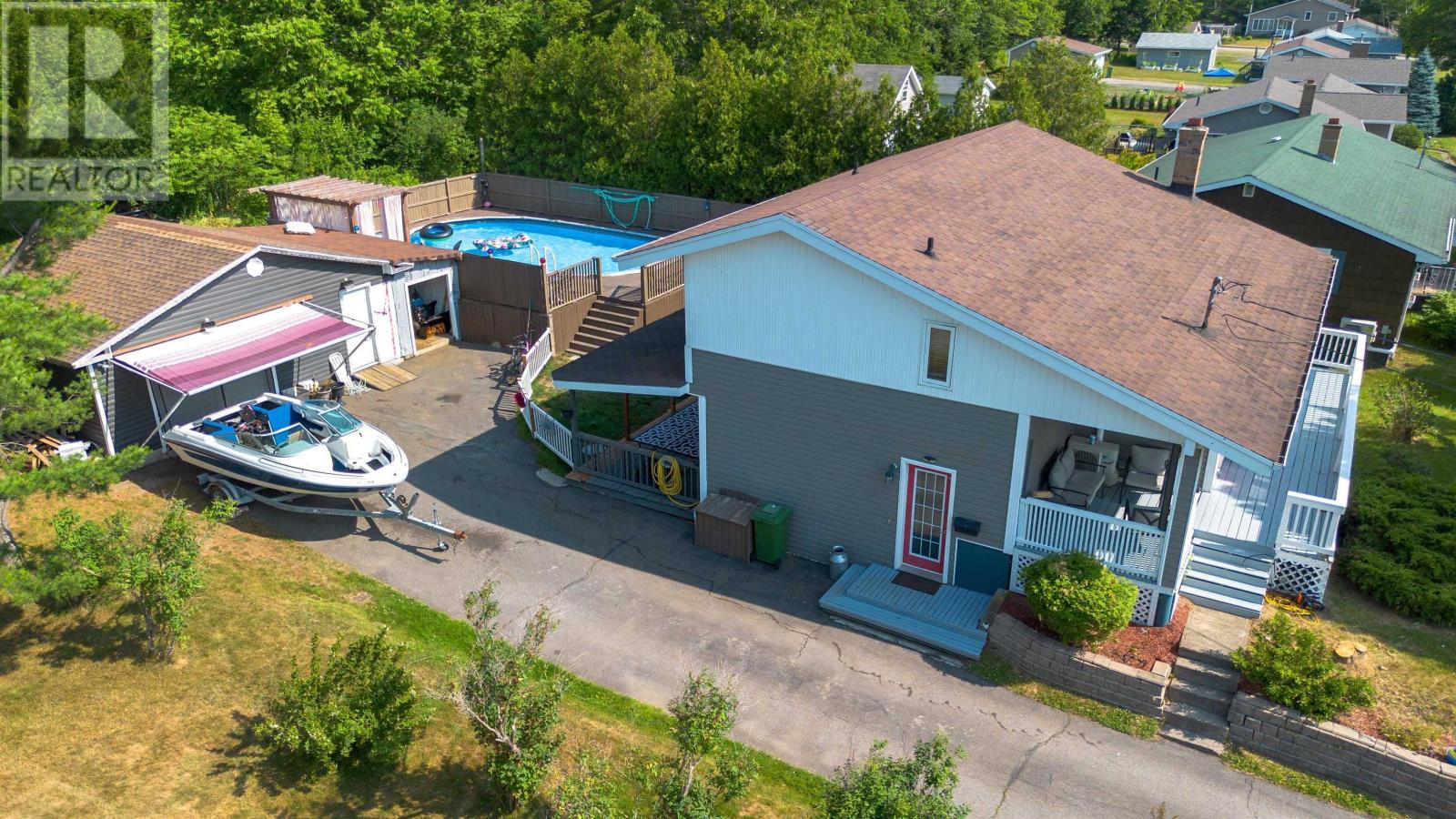 56 Holic Avenue, North Sydney, Nova Scotia  B2A 3R8 - Photo 5 - 202526382