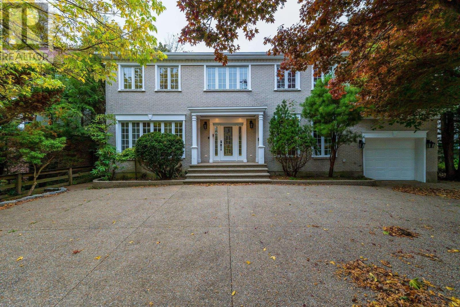 916 Young Avenue, Halifax, Nova Scotia  B3H 2W1 - Photo 2 - 202526388