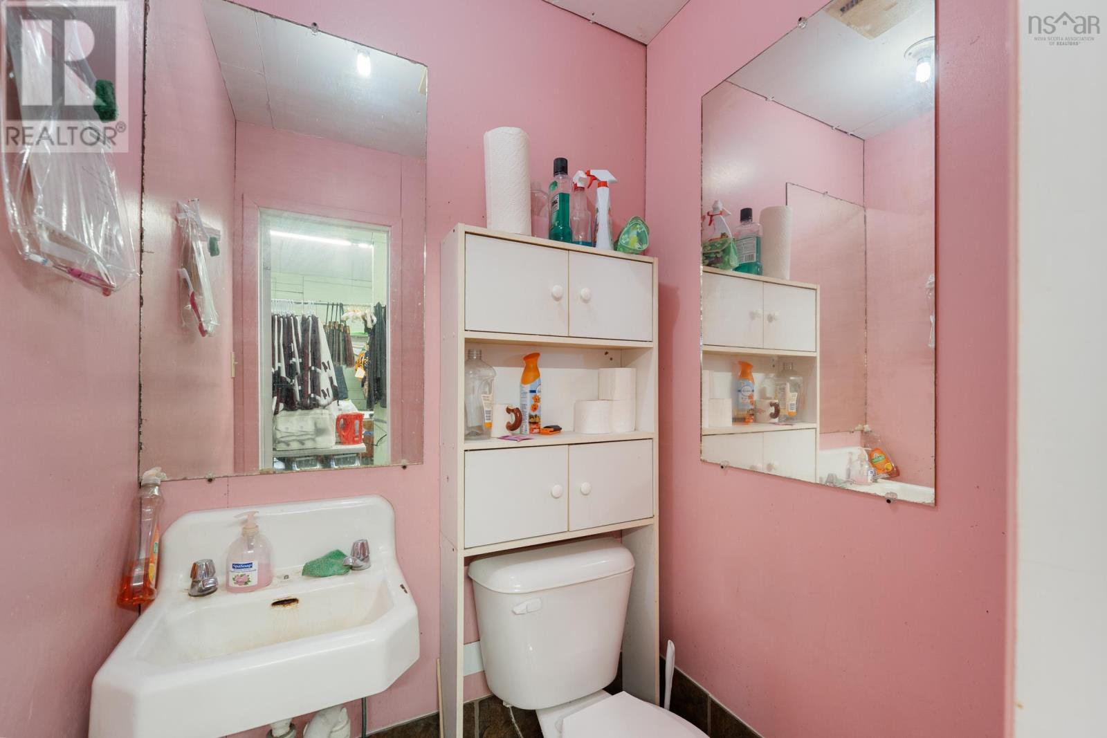 610 Main Street, Yarmouth, Nova Scotia  B5A 1J9 - Photo 10 - 202526416