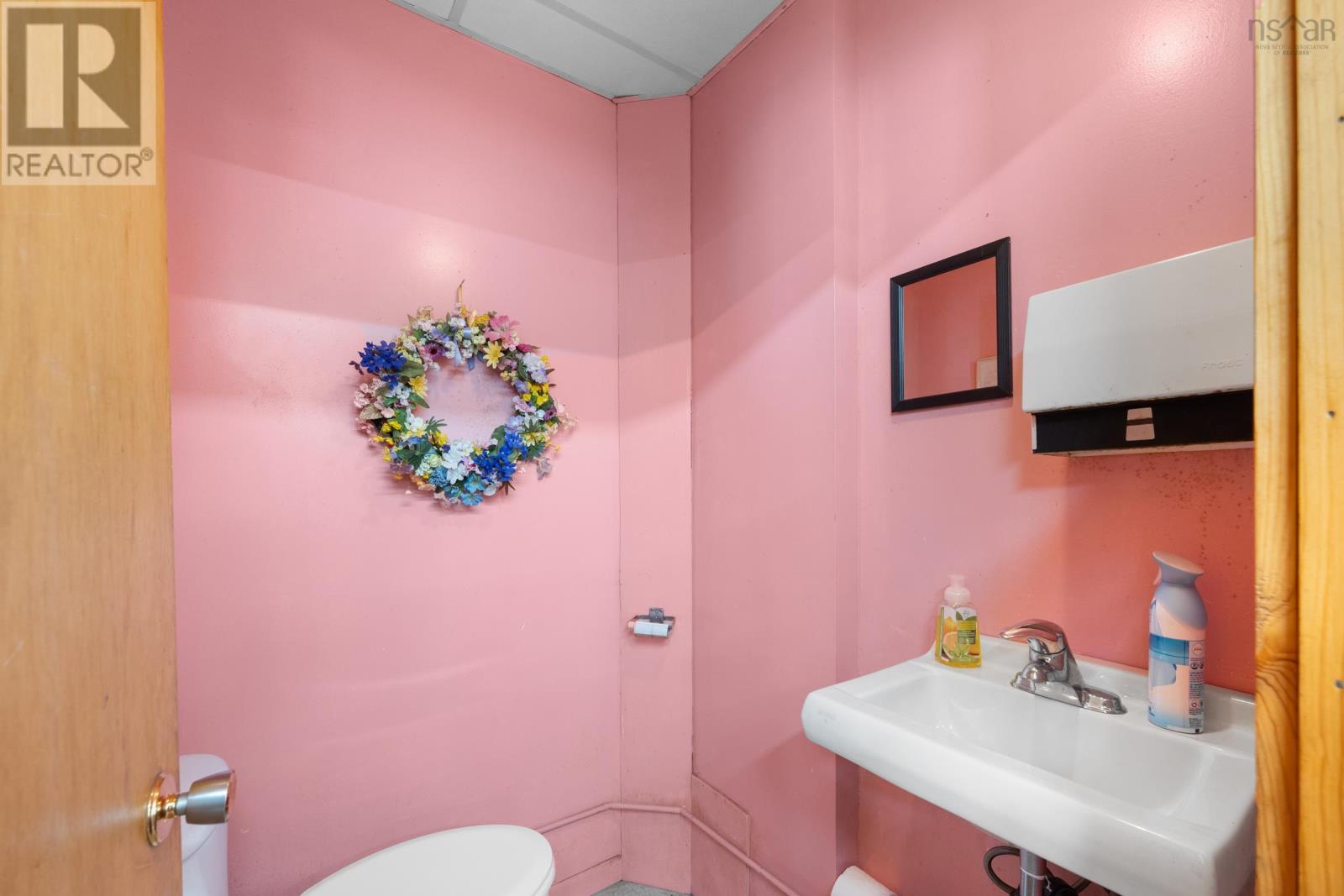 610 Main Street, Yarmouth, Nova Scotia  B5A 1J9 - Photo 6 - 202526418