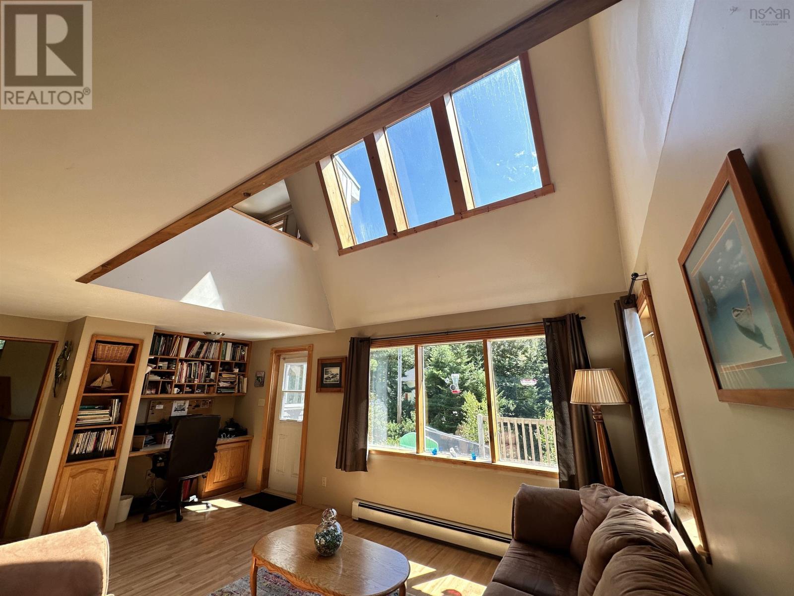 187 Hartz Point Road, Shelburne, Nova Scotia  B0T 1W0 - Photo 12 - 202526445