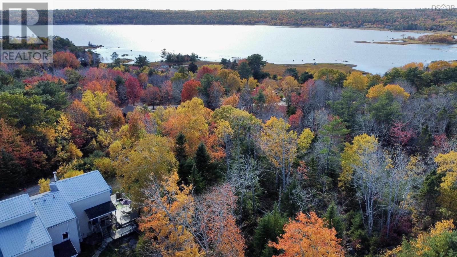 187 Hartz Point Road, Shelburne, Nova Scotia  B0T 1W0 - Photo 3 - 202526445