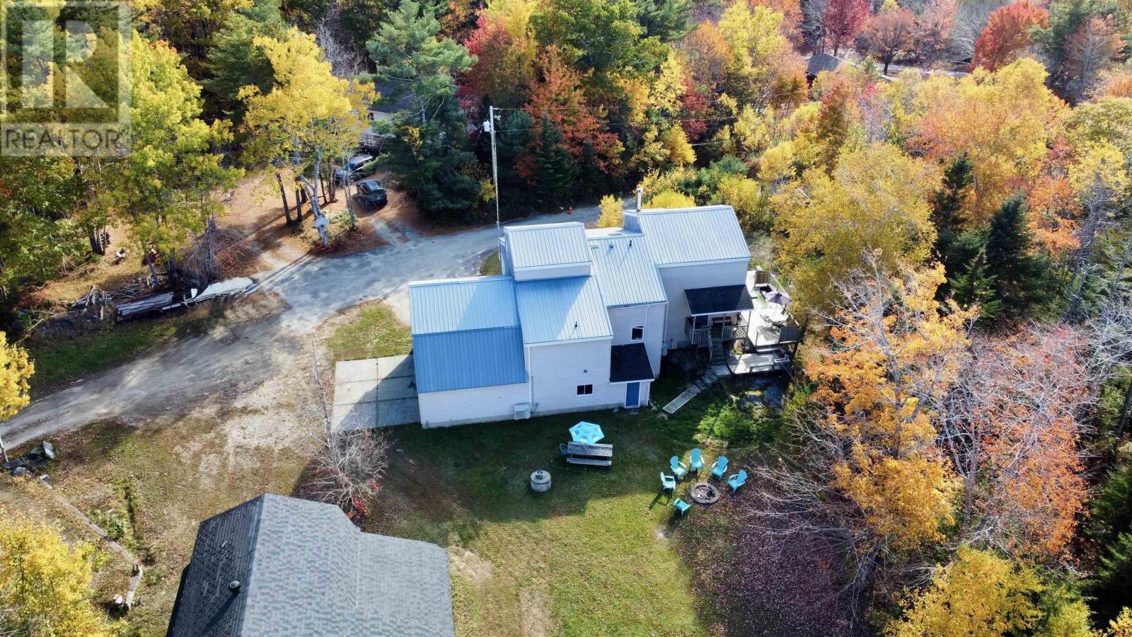 187 Hartz Point Road, Shelburne, Nova Scotia  B0T 1W0 - Photo 7 - 202526445