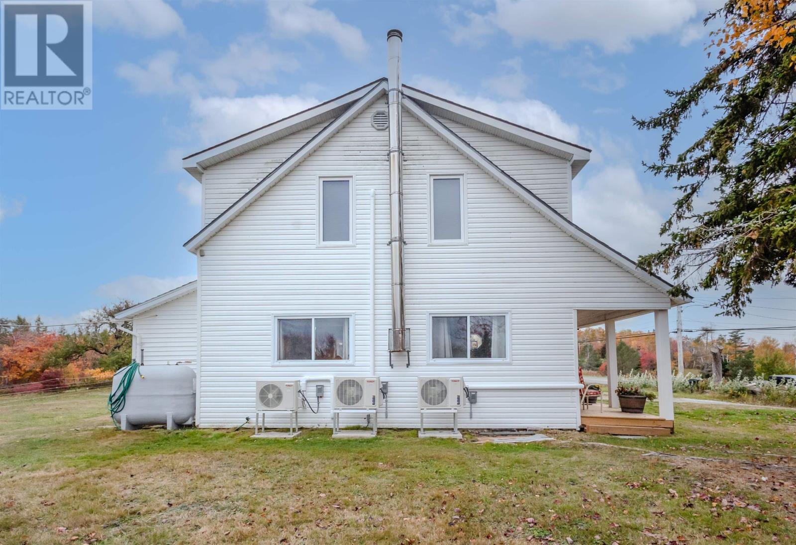 328 Brickyard Road, Cape Breton, Nova Scotia  B1K 2R7 - Photo 10 - 202526487