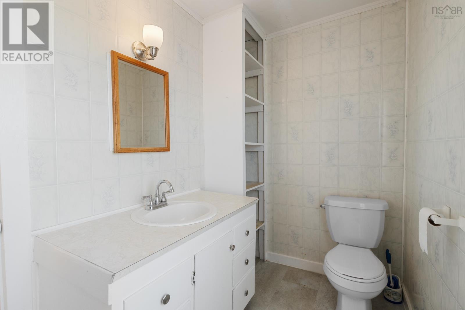 5241 Highway 1, Salmon River, Nova Scotia  B5A 5B2 - Photo 5 - 202526542