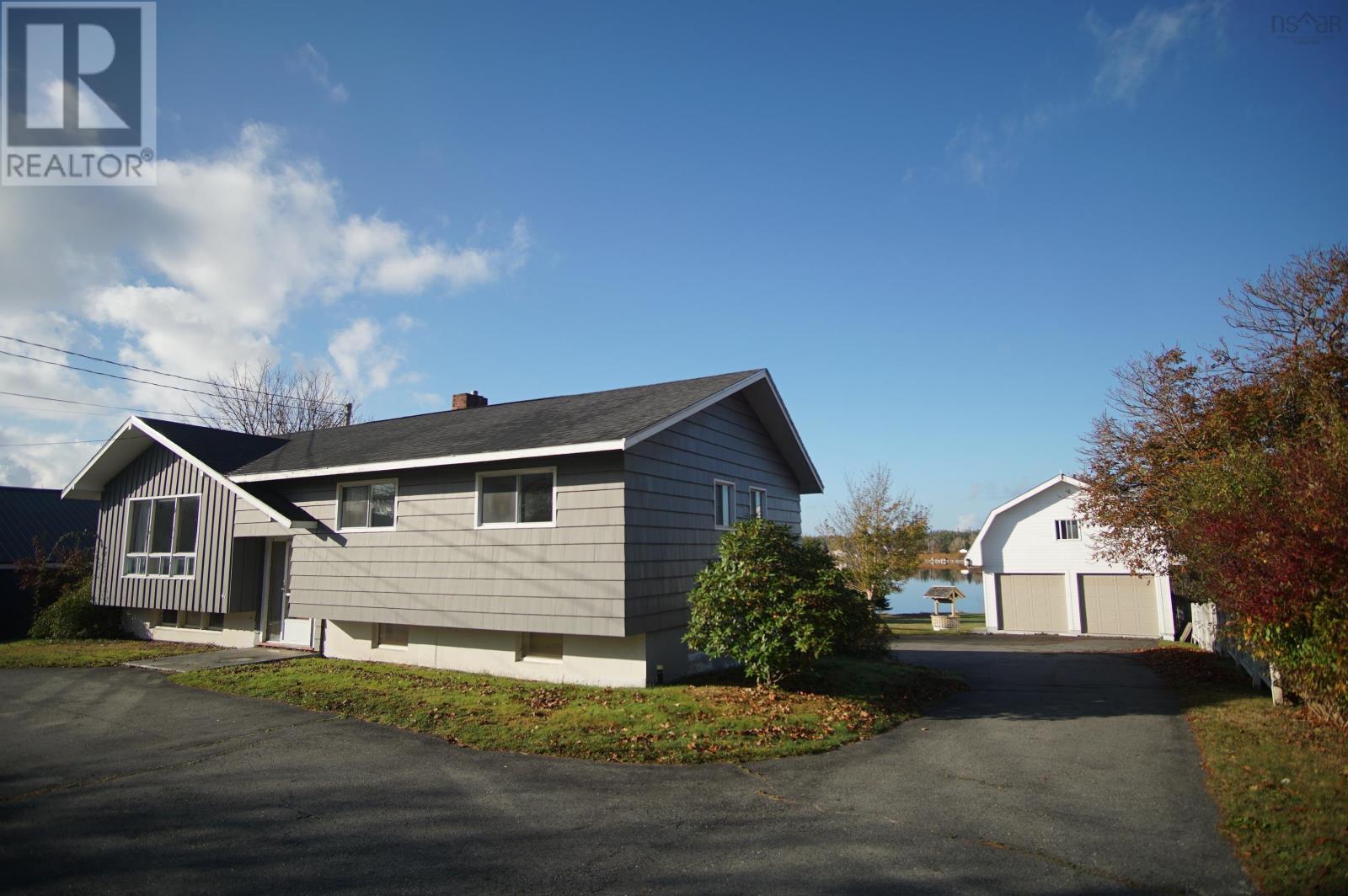 41 Howe Street, Lockeport, Nova Scotia  B0T 1L0 - Photo 4 - 202526582